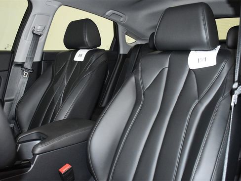 New 2024 Acura Integra image 9