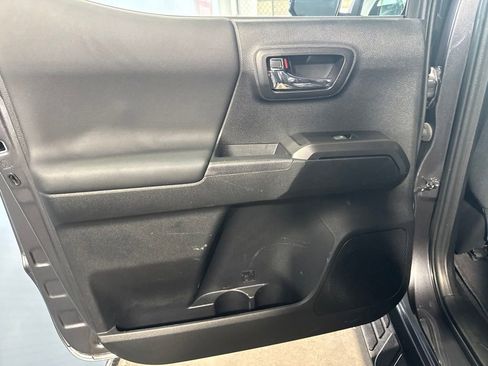 Used 2023 Toyota Tacoma TRD Sport RWD image 29