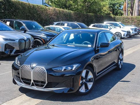New 2026 BMW i4 eDrive40 w/ Parking Assistance Package RWD image 1