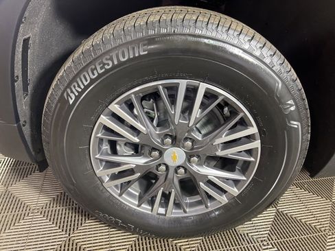 New 2026 Chevrolet Traverse LT w/ Driver Confidence Package image 8