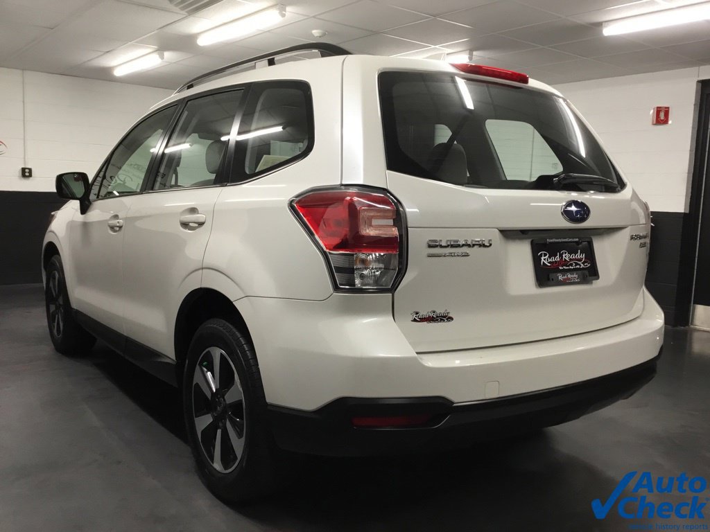 Used 2017 Subaru Forester 2.5i w/ Alloy Wheel Package AWD/4WD image 8