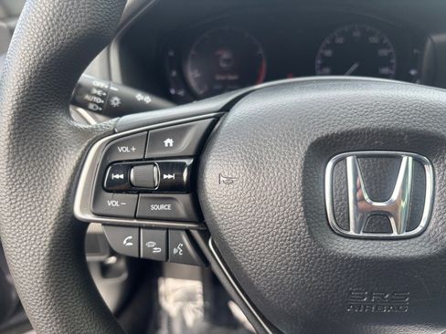 Used 2020 Honda Accord LX image 30