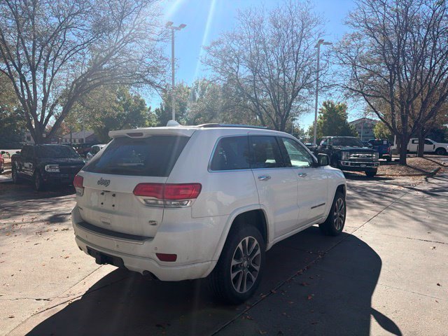 Used 2018 Jeep Grand Cherokee Overland AWD/4WD image 6