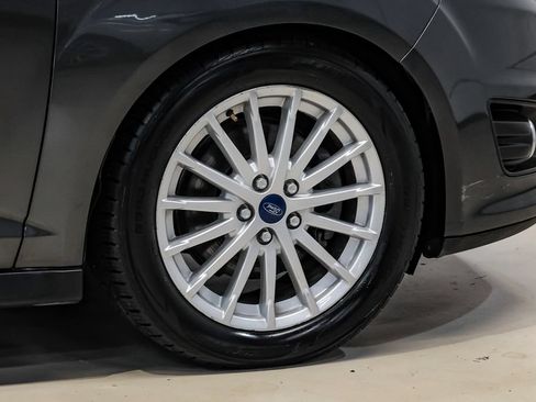 Used 2015 Ford C-MAX Energi SEL w/ Equipment Group 302A FWD image 53