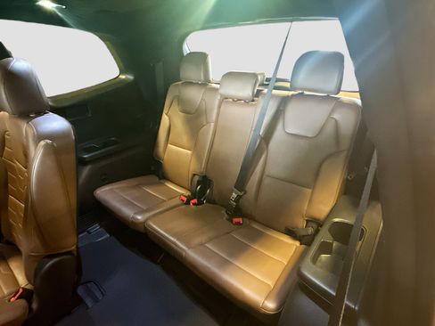 Used 2022 Kia Telluride SX w/ SX Prestige Package image 31