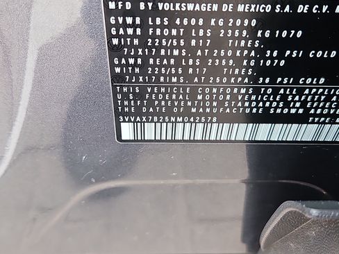 Certified 2022 Volkswagen Taos S image 8