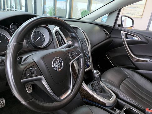 Used 2013 Buick Verano Premium FWD image 10