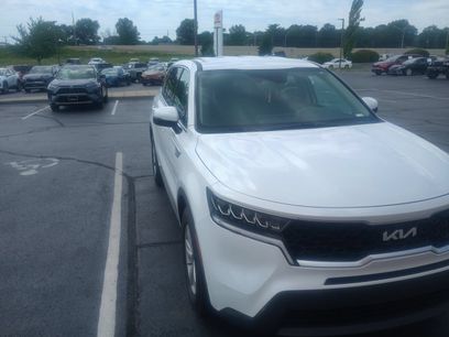 Used 2023 Kia Sorento LX