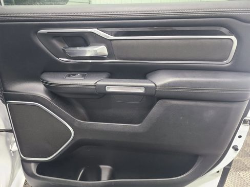 Used 2020 RAM 1500 Laramie image 32