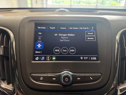 Used 2024 Chevrolet Equinox RS w/ LPO, Floor Liner Package FWD image 17