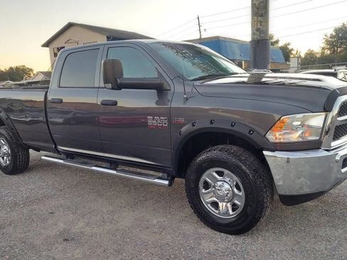 Used 2014 RAM 3500 Tradesman w/ Chrome Appearance Group image 4