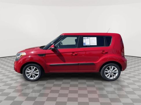 Used 2012 Kia Soul + FWD image 24