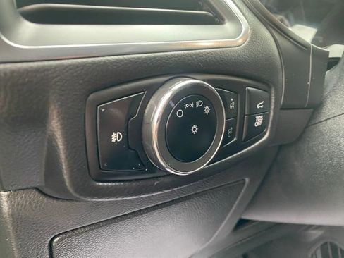 Used 2024 Ford Edge Titanium image 17