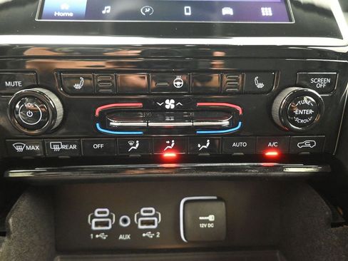 Used 2021 Jeep Grand Cherokee L Laredo w/ Luxury Tech Group I image 4