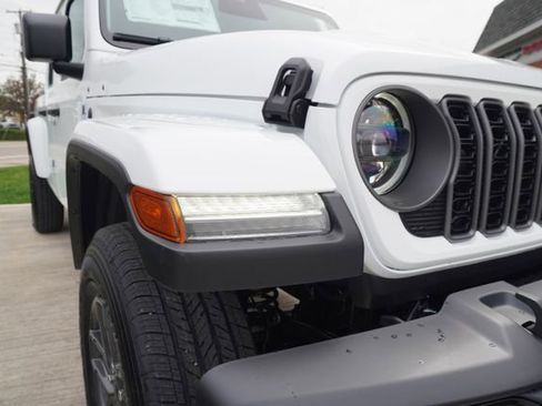 New 2026 Jeep Gladiator Sport image 4