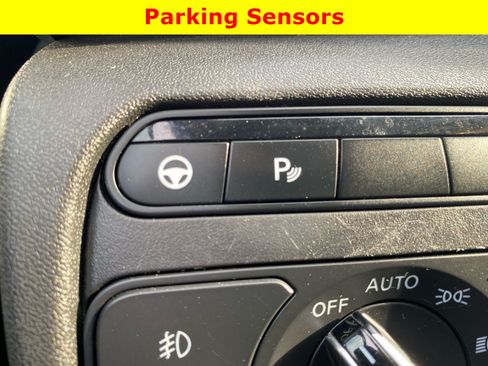 Used 2021 INFINITI QX50 Luxe FWD image 36