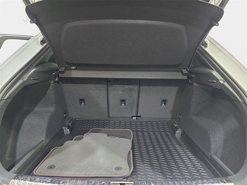 Certified 2025 Audi Q3 2.0T Premium Plus w/ Premium Plus Package image 14