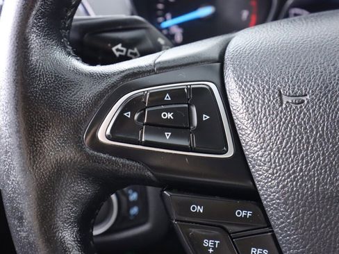Used 2019 Ford Escape Titanium AWD/4WD image 12