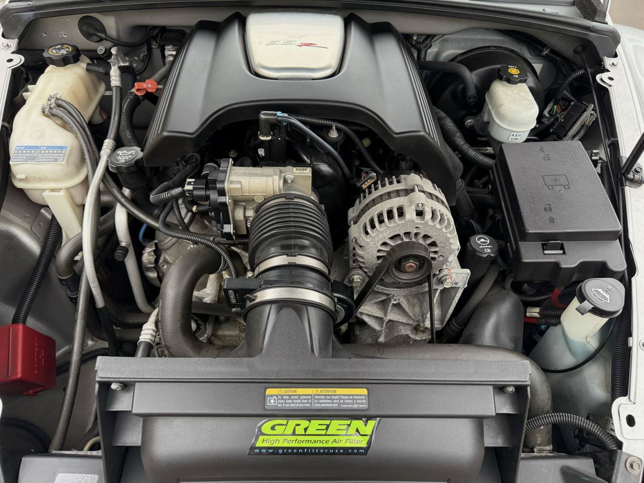 Used 2004 Chevrolet SSR w/ Preferred Equipment Group RWD image 18