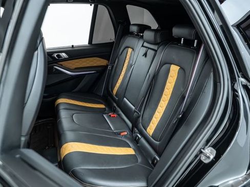 Used 2022 BMW X5 M w/ Competition Package 2 image 23