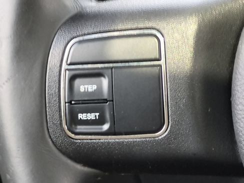 Used 2011 Jeep Compass Latitude w/ Sun/Sound Group AWD/4WD image 25