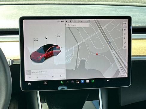 Used 2020 Tesla Model 3 Standard Range Plus RWD image 15