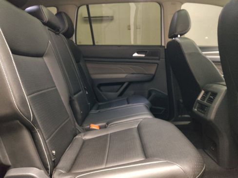 Used 2021 Volkswagen Atlas SE FWD image 19