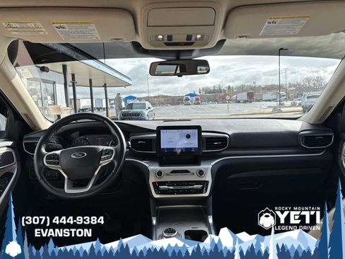 Used 2022 Ford Explorer XLT w/ Equipment Group 202A image 18