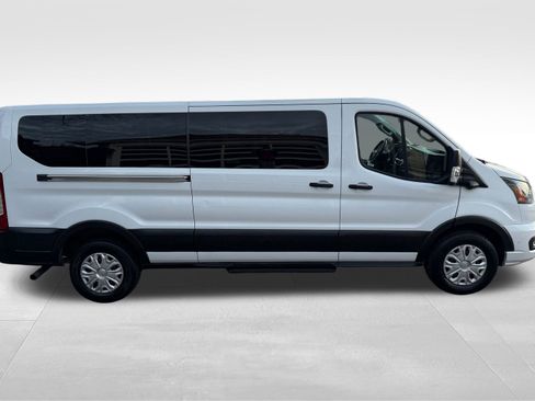 Used 2023 Ford Transit 350 XLT RWD image 4