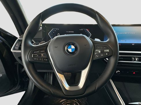 Used 2023 BMW 330i Sedan image 11