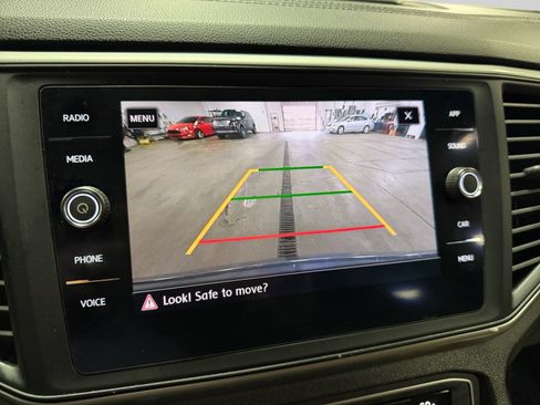 Used 2020 Volkswagen Atlas Cross Sport SE AWD/4WD image 33