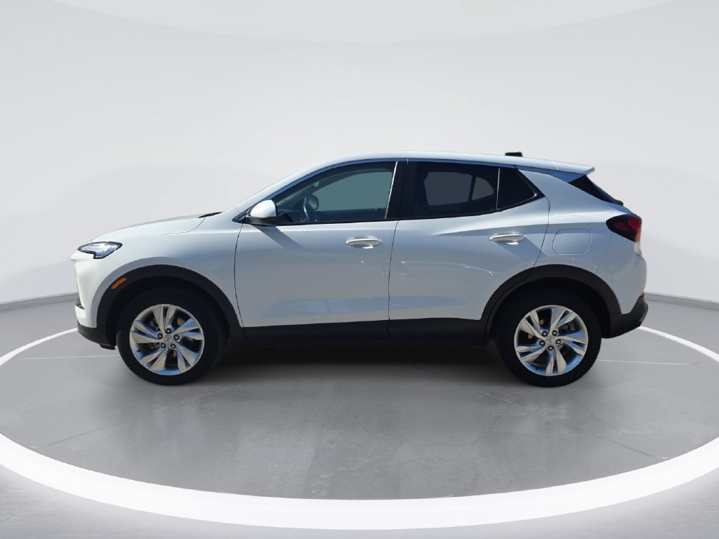 Certified 2024 Buick Encore GX Preferred w/ Comfort Package AWD/4WD image 7