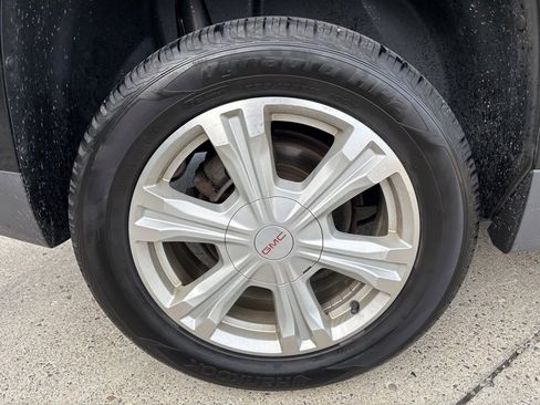 Used 2017 GMC Terrain SLE image 11