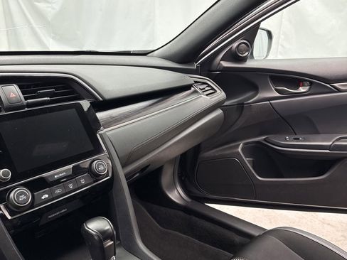 Used 2021 Honda Civic Sport image 23