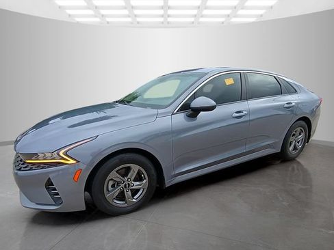 Used 2023 Kia K5 LXS FWD image 5