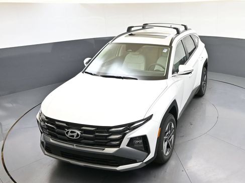 Certified 2025 Hyundai Tucson SEL AWD/4WD image 37