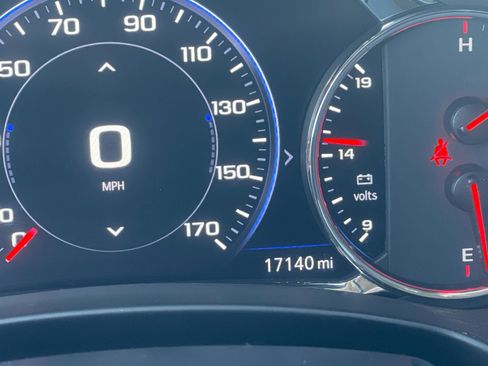 Used 2024 GMC Terrain Denali w/ Denali Premium Package image 31