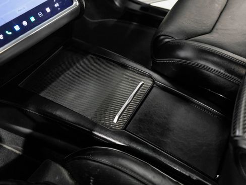 Used 2016 Tesla Model X P90D image 27