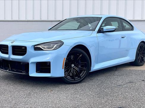 Used 2024 BMW M2 w/ Lighting Package image 2