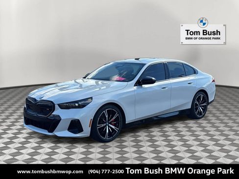 Used 2024 BMW i5 M60 w/ Premium Package image 1