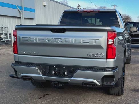 Certified 2024 Chevrolet Silverado 1500 High Country image 3