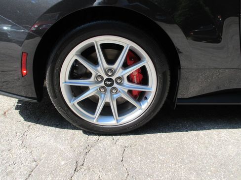 Used 2024 Ford Mustang GT Premium RWD image 27
