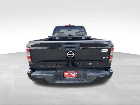 Certified 2023 Nissan Frontier SV w/ Technology Package RWD image 7