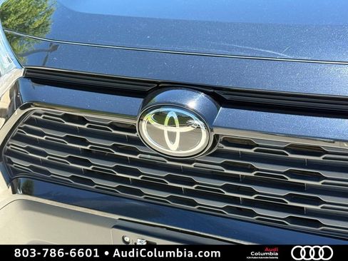 Used 2025 Toyota RAV4 LE AWD/4WD image 6