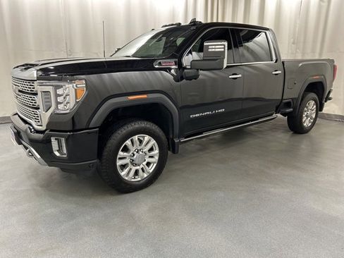 Used 2022 GMC Sierra 2500 Denali image 2