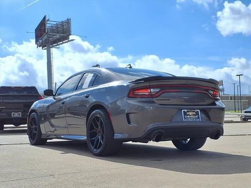 Used 2022 Dodge Charger R/T w/ Blacktop Package RWD image 7