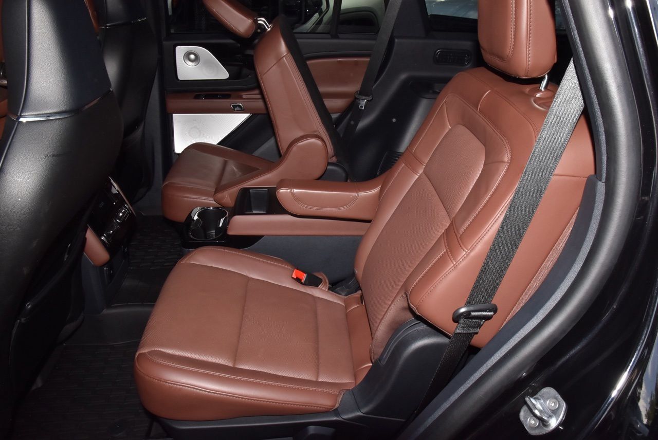 Certified 2026 Lincoln Aviator Reserve AWD/4WD image 14