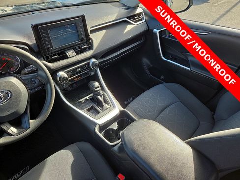 Used 2020 Toyota RAV4 XLE image 12