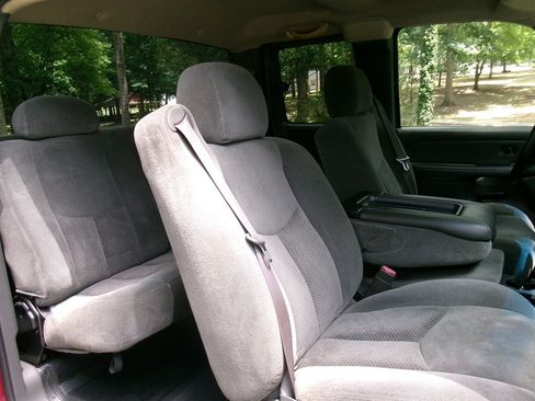 Used 2004 Chevrolet Silverado 1500 LS RWD image 21