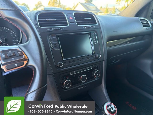 Used 2014 Volkswagen GTI Driver's Edition FWD image 20